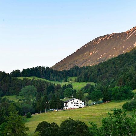 Hotel Rifugio Monte Baldo Avio Esterno foto