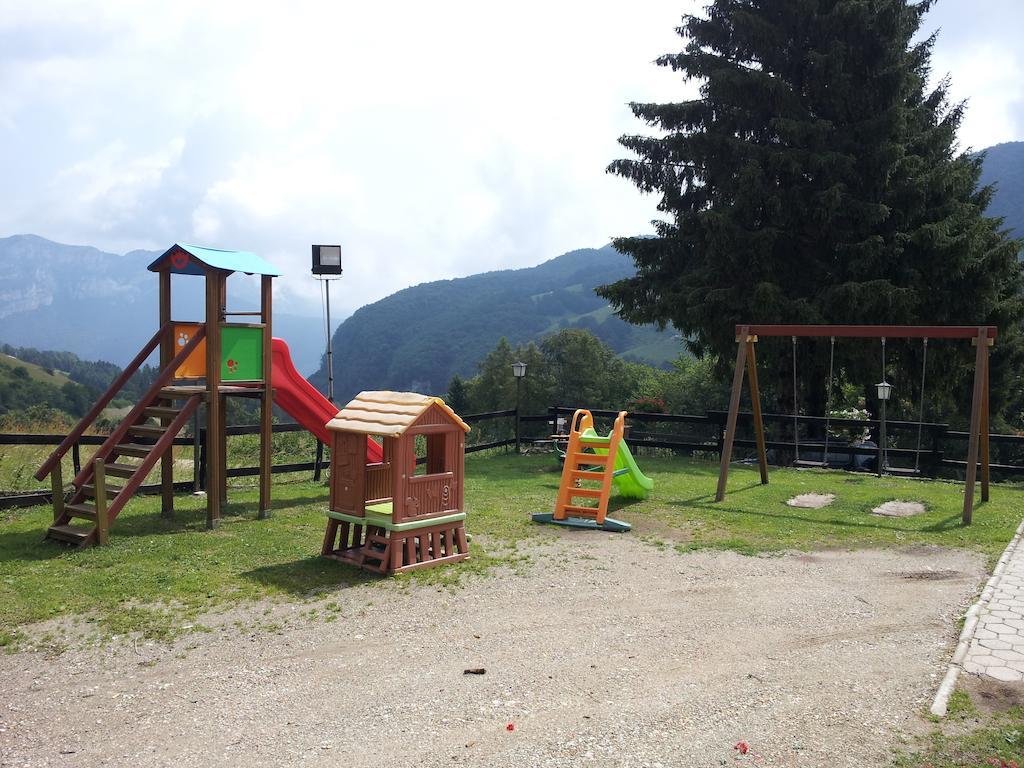 Hotel Rifugio Monte Baldo Avio Esterno foto