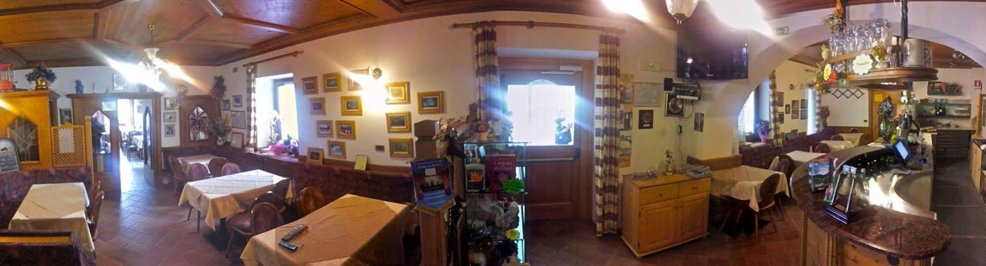 Hotel Rifugio Monte Baldo Avio Esterno foto