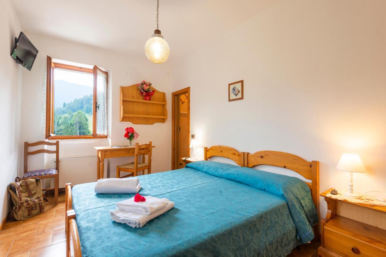 Hotel Rifugio Monte Baldo Avio Esterno foto