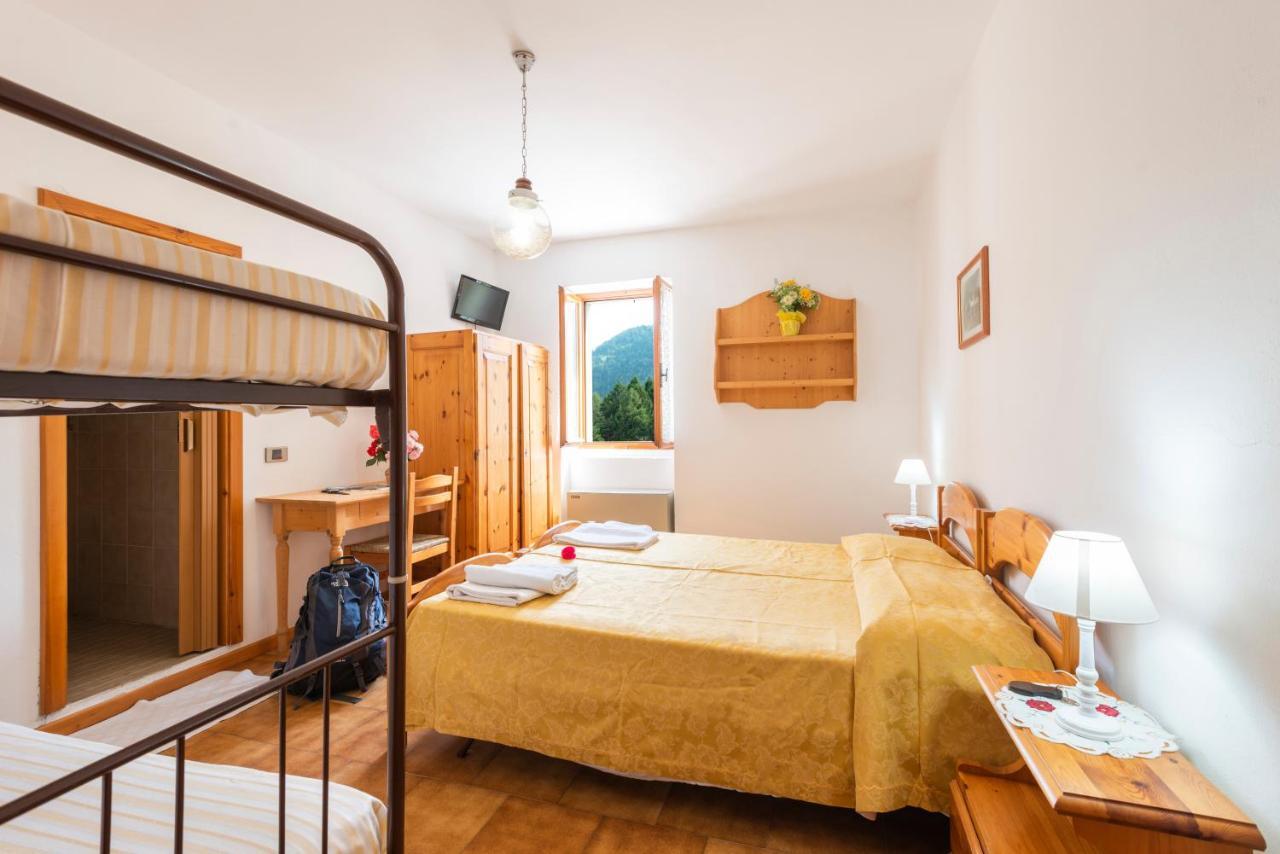Hotel Rifugio Monte Baldo Avio Esterno foto